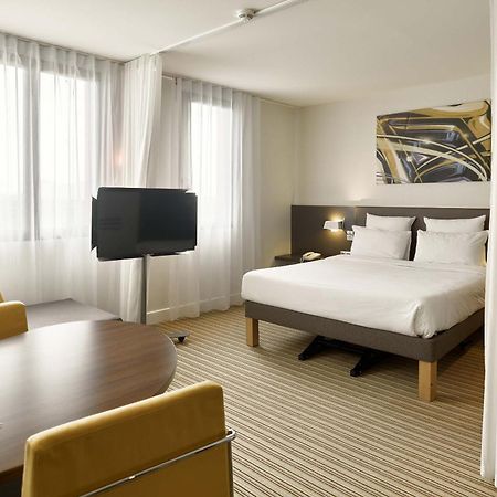 Novotel Suites Paris Vélizy Extérieur photo