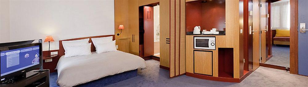 Novotel Suites Paris Vélizy Extérieur photo